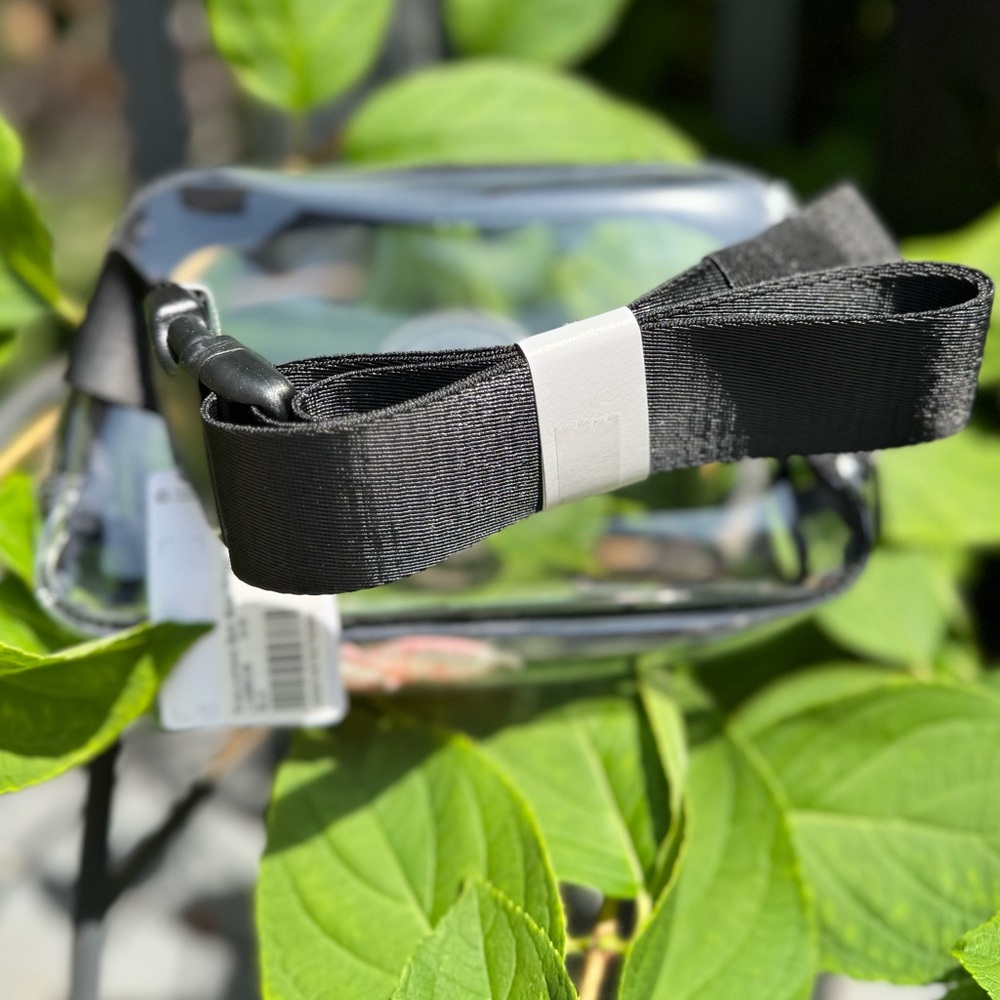 🌸SOLD 🌸lululemon athletica Black Clear belt Bag 1L NWT - Picture 3 of 4